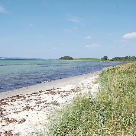 Dom wakacyjny Two-bedroom In